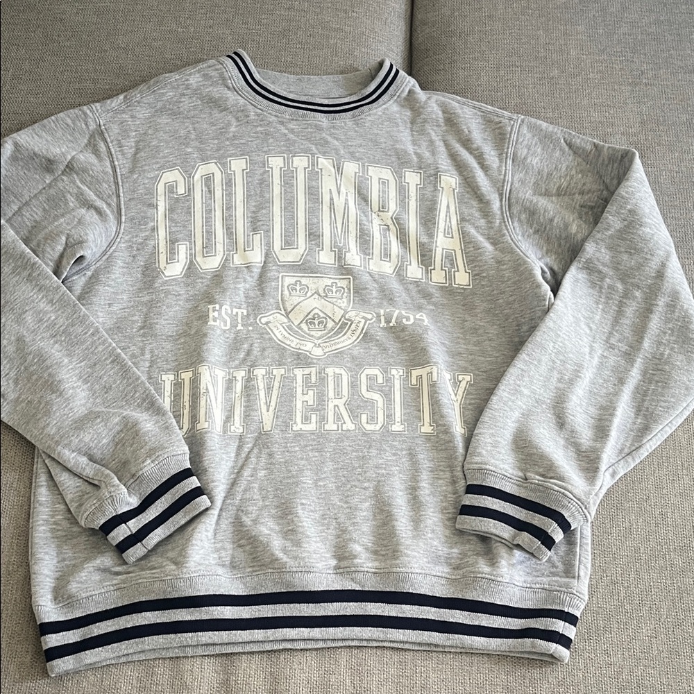 Crewneck Gray Sweater